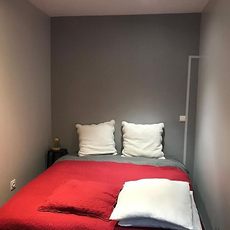 Au Poids Du Roy Apartment Noyers-sur-Serein Exterior photo